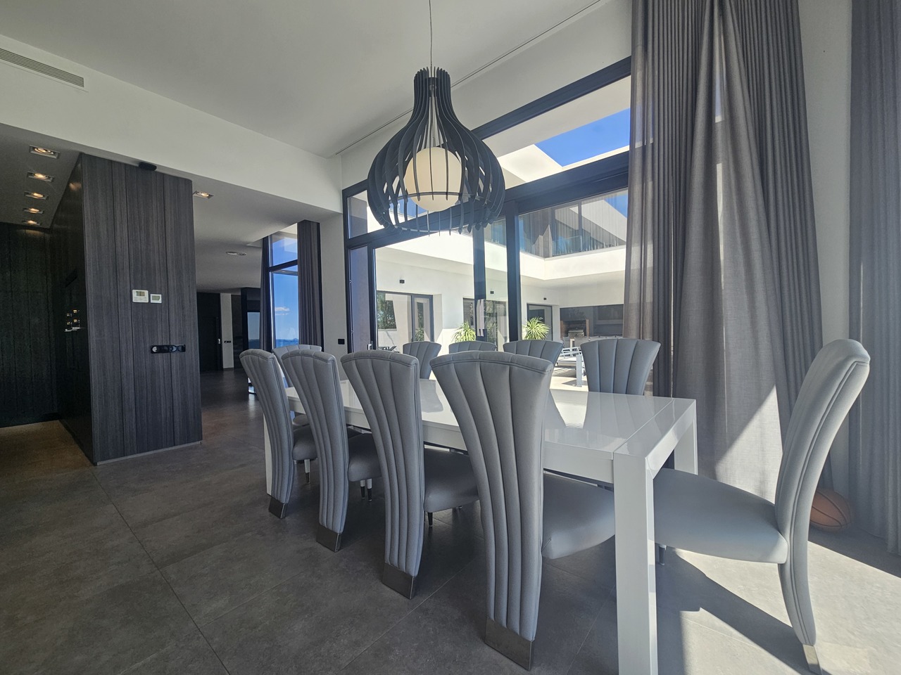 Bathroom in villa for sale in Cabo Roig