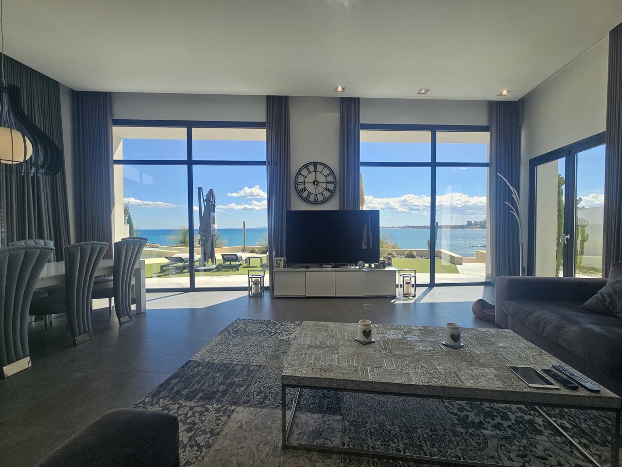 Terrace in villa for sale in Cabo Roig