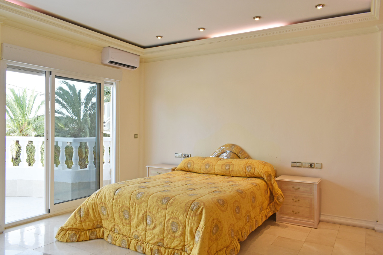 Terrace in villa for sale in Torremendo