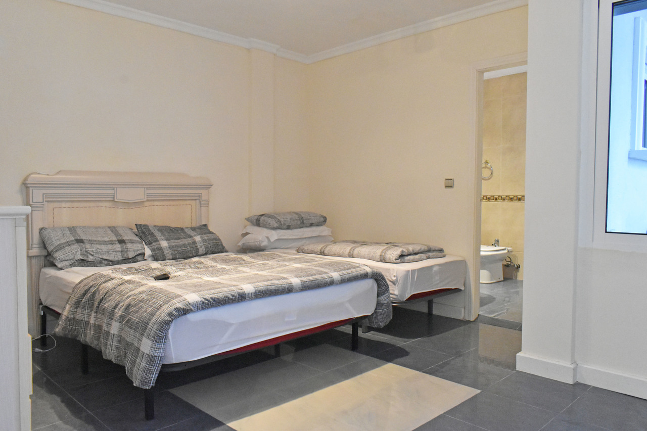 Master bedroom in villa for sale in Torremendo