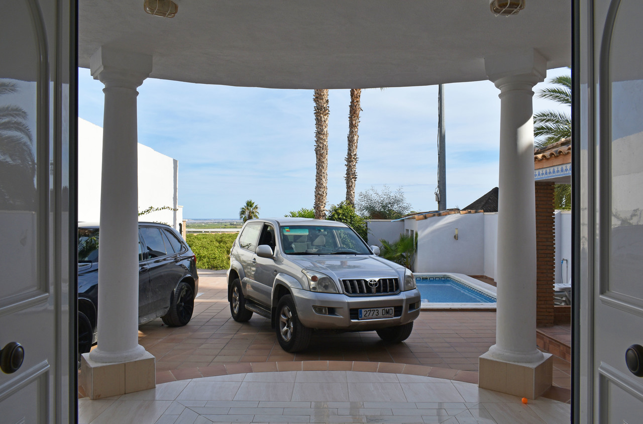 Terrace in villa for sale in Torremendo