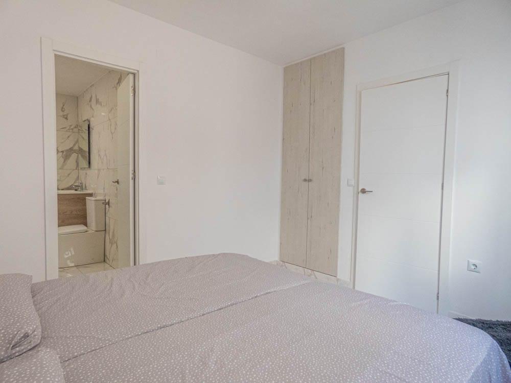 Kitchen in apartment for sale in Orihuela Costa