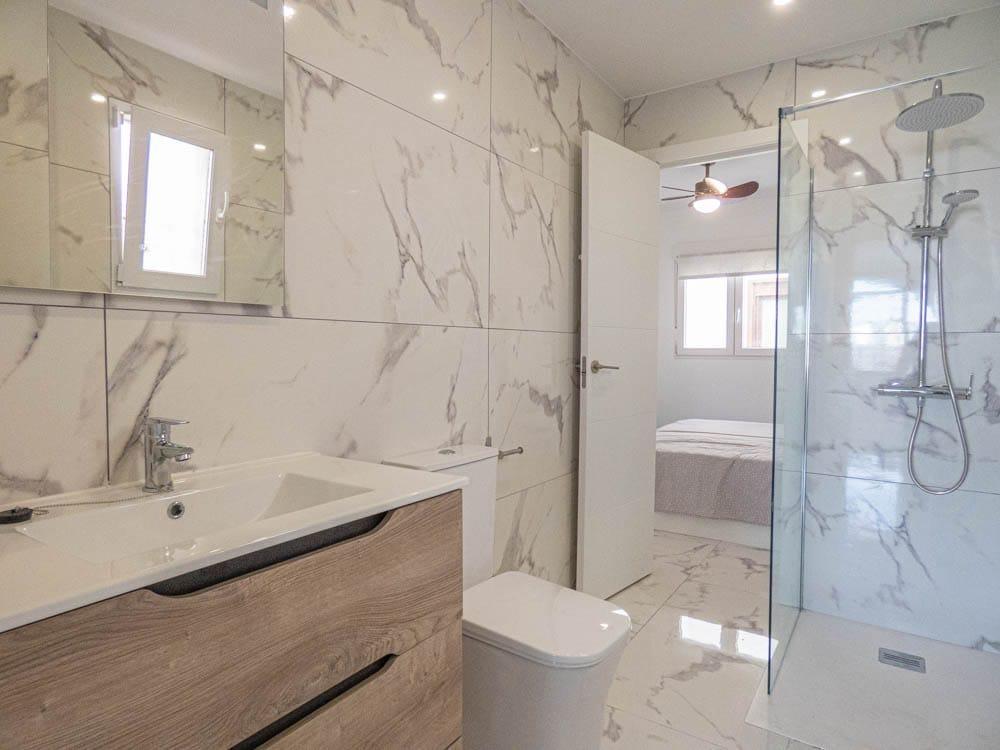 Bathroom in apartment for sale in Orihuela Costa