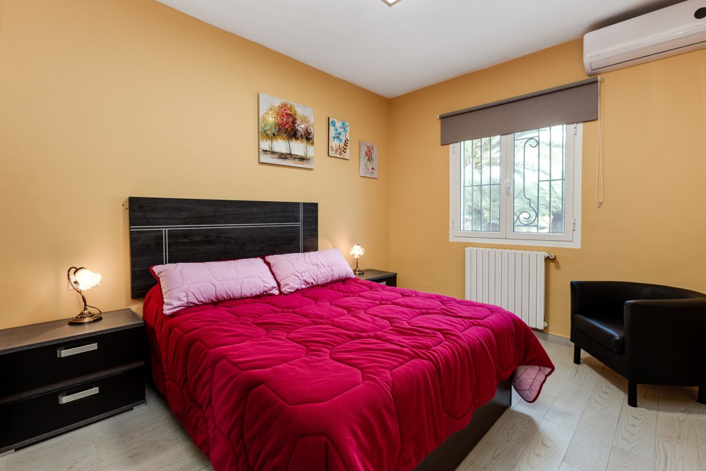 Bathroom in villa for sale in Torrevieja