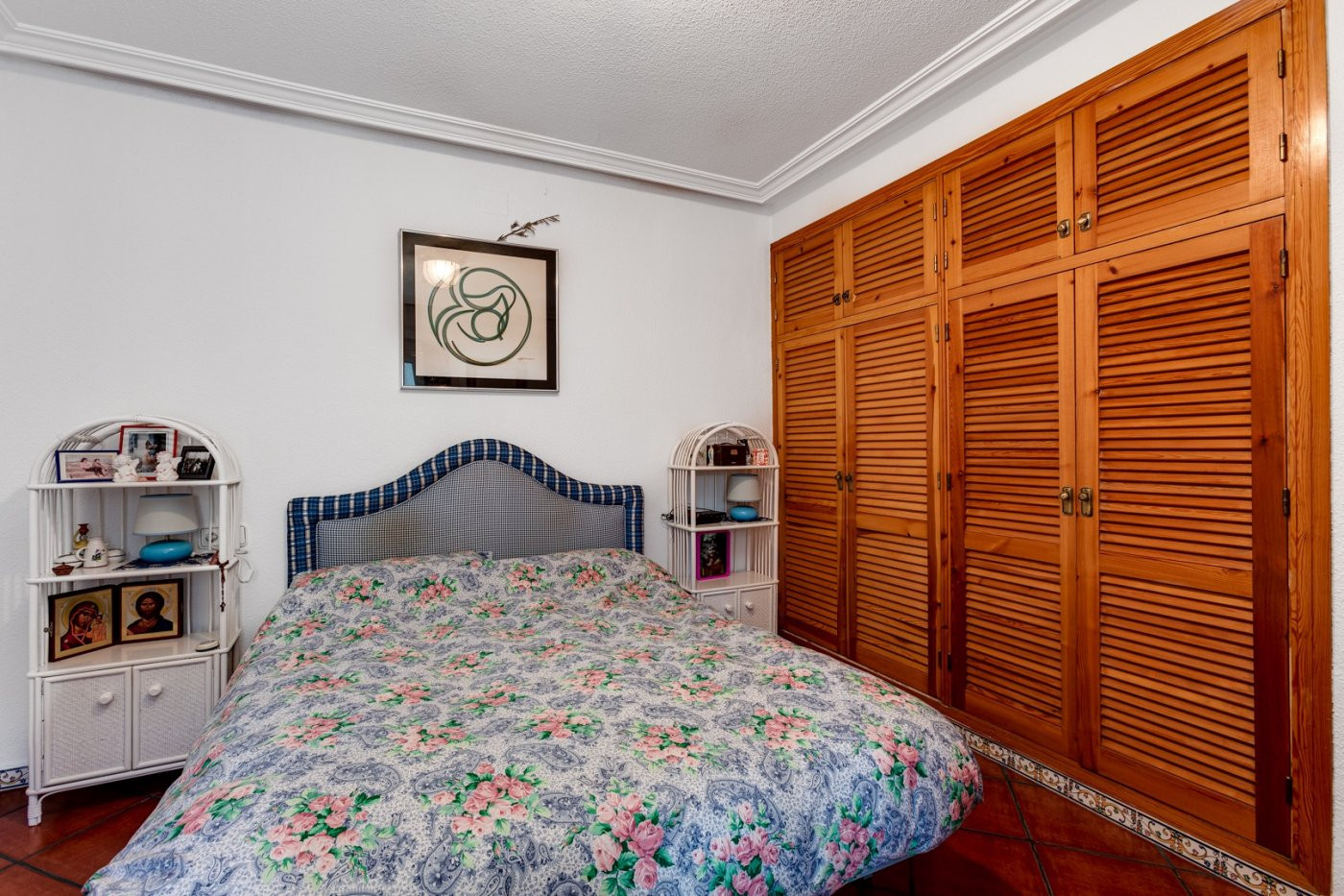 Bedroom in villa for sale in Torrevieja