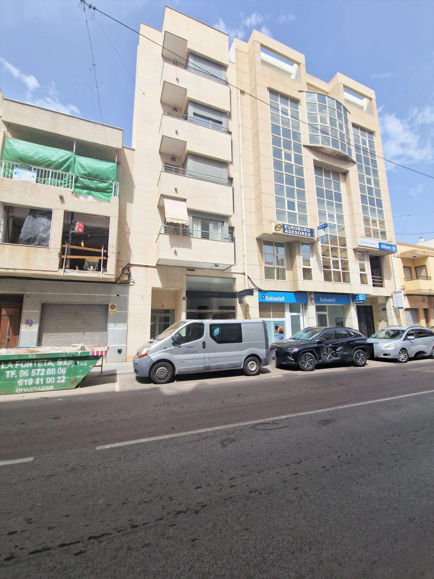 Living room in commercial for sale in Guardamar del Segura