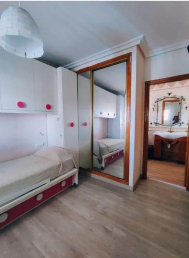 Terrace in villa for sale in Torrevieja