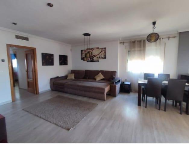 Bedroom in villa for sale in Torrevieja