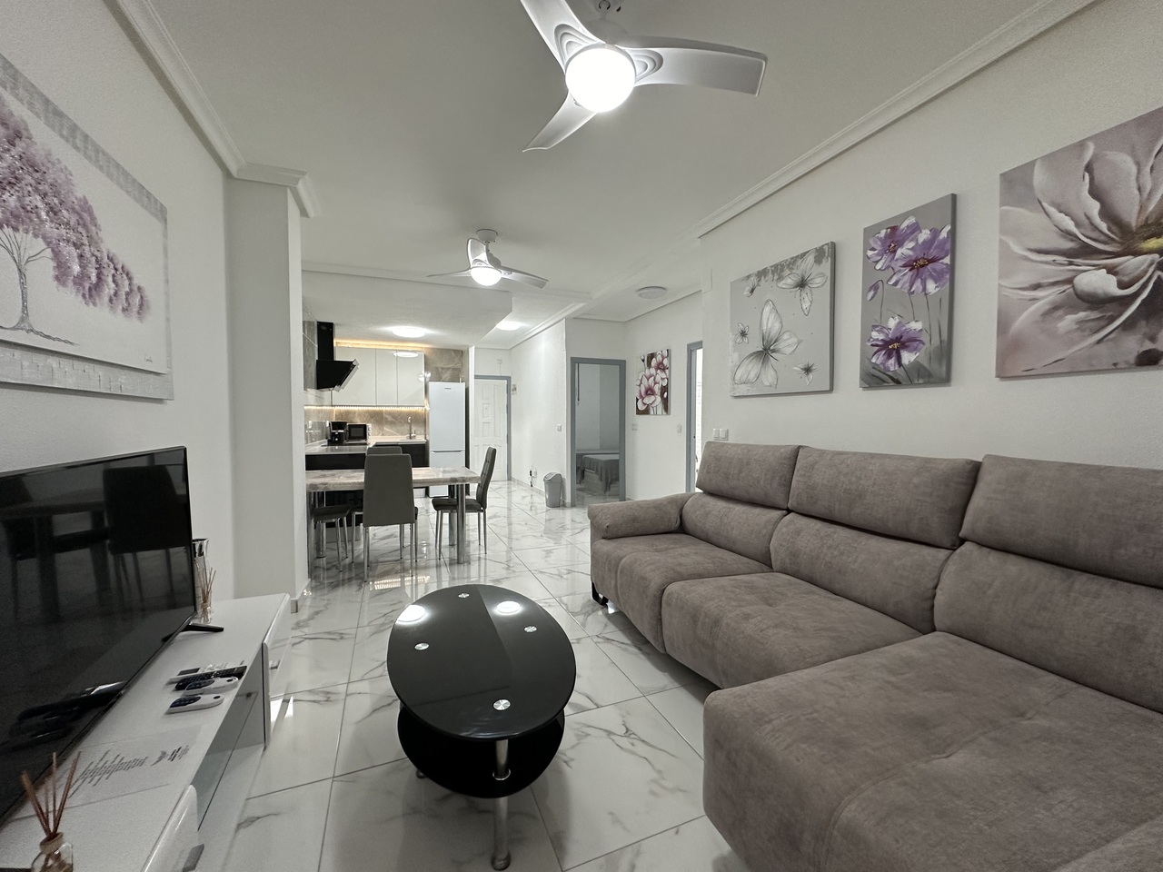 Kitchen in apartment for sale in Torrevieja