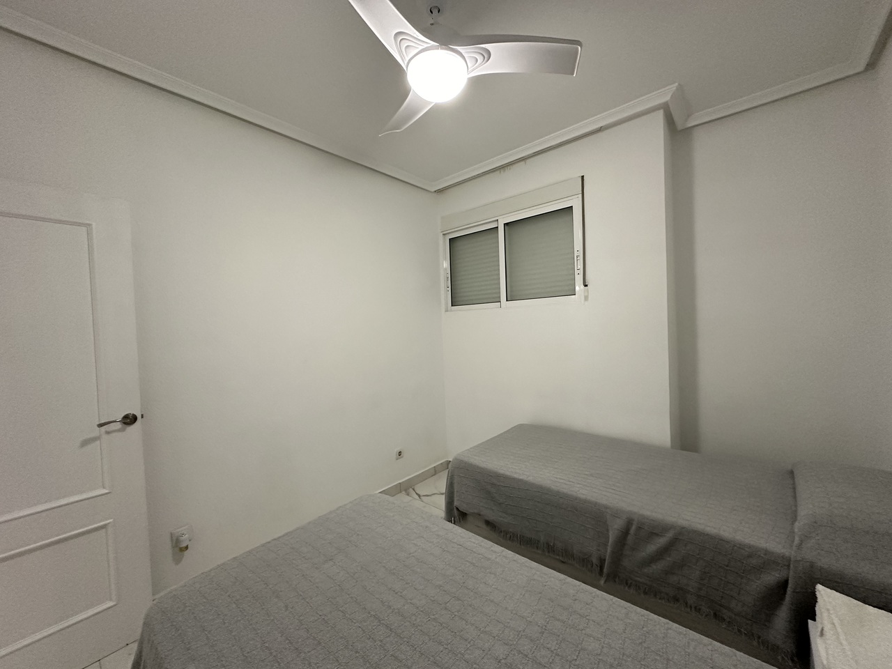 Living room in apartment for sale in Torrevieja