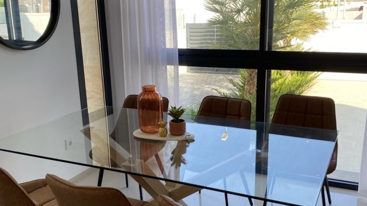 Dining area in villa for sale in Ciudad Quesada