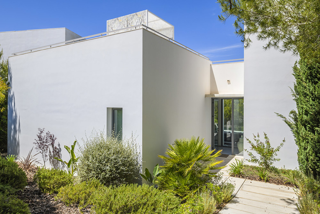 Exterior view in villa for sale in Las Colinas Golf