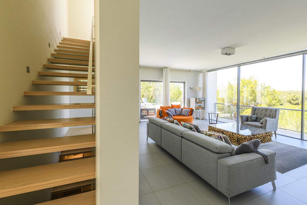 Master bedroom in villa for sale in Las Colinas Golf