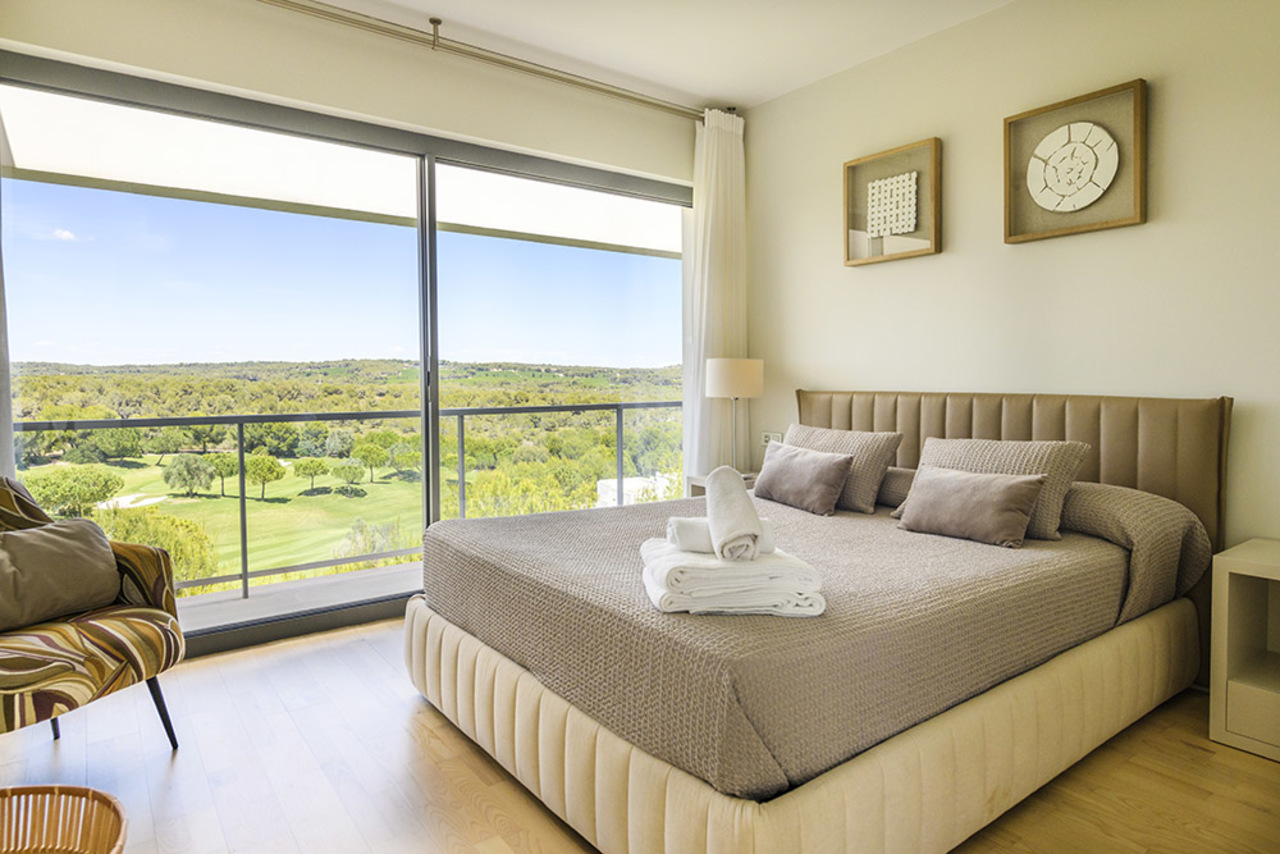 Dining area in villa for sale in Las Colinas Golf