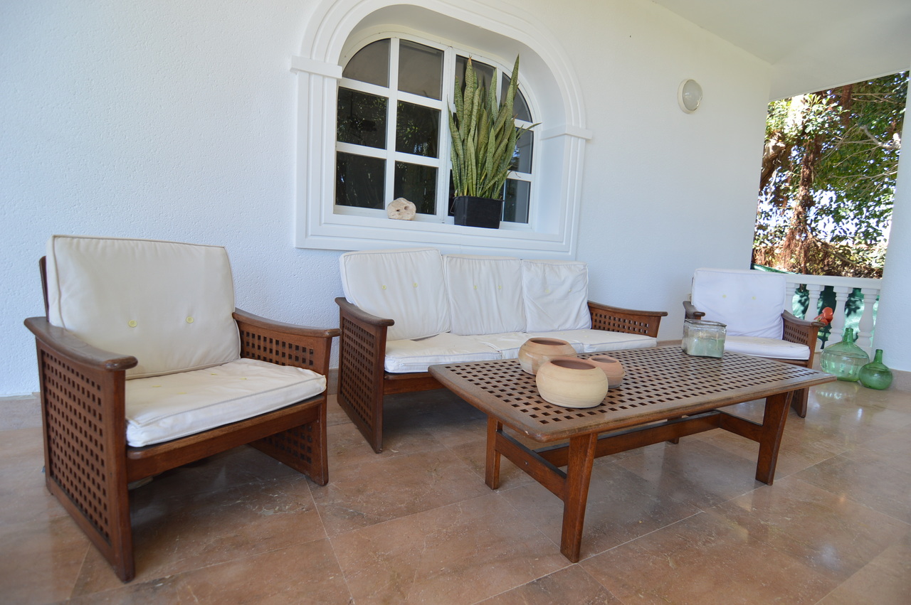 Garden in villa for sale in Torrevieja