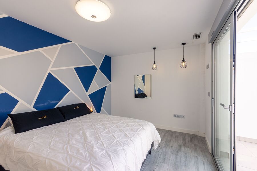 Bedroom in villa for sale in Daya Vieja