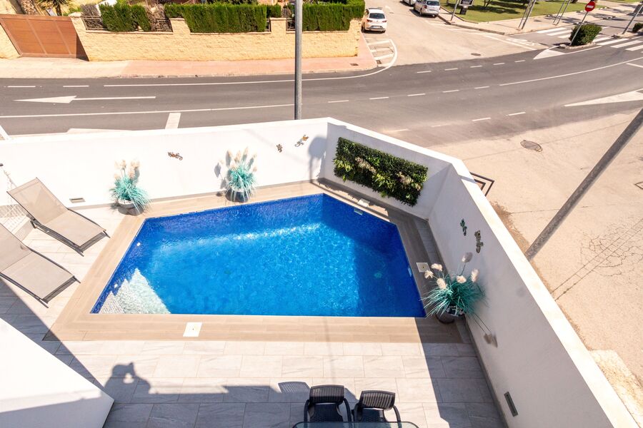 Living room in villa for sale in Daya Vieja