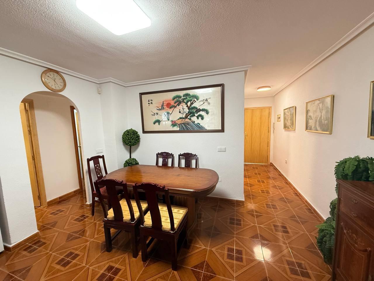 Bedroom in apartment for sale in Orihuela Costa