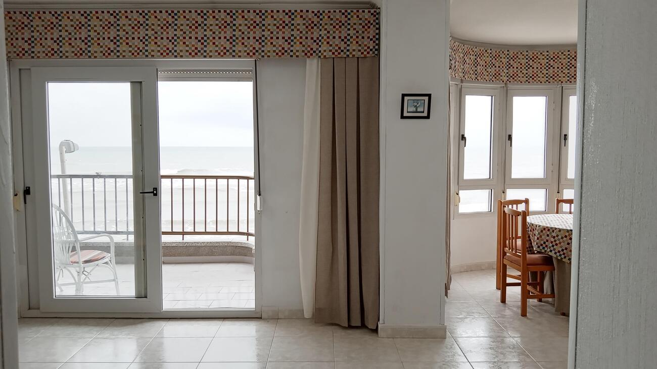 Terrace in apartment for sale in Torrevieja