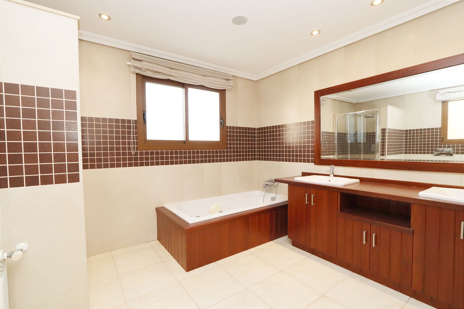 Kitchen in villa for sale in Altea