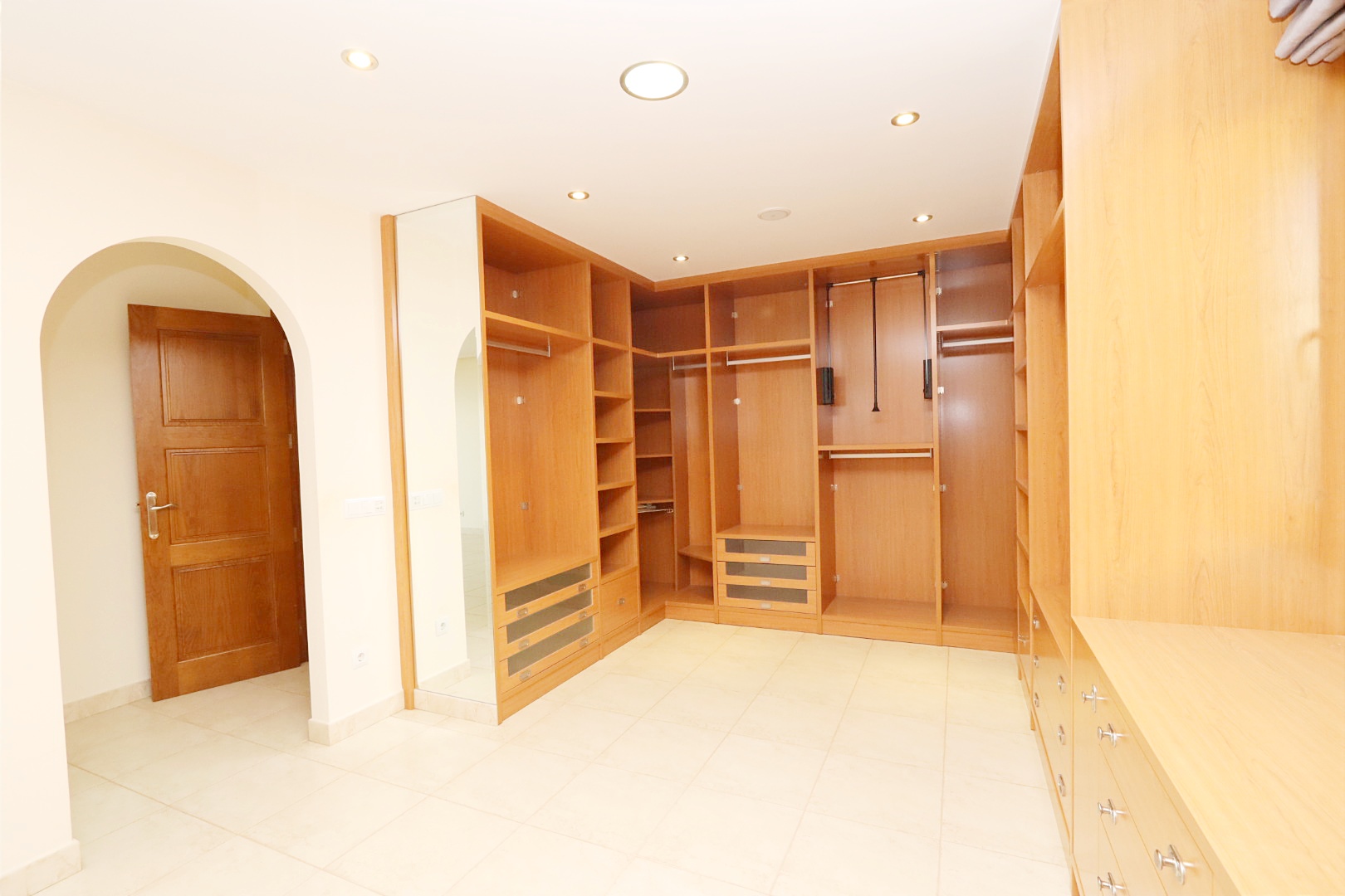 Bathroom in villa for sale in Altea