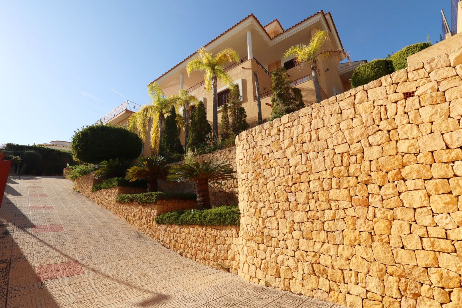 Bedroom in villa for sale in Altea