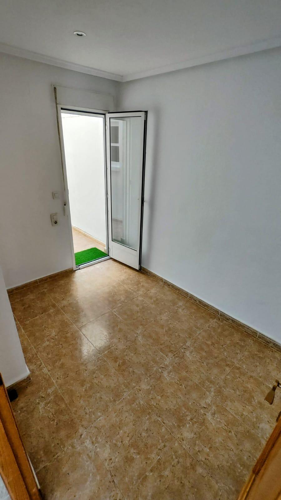 Garden in apartment for sale in Torrevieja