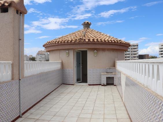 Terrace in villa for sale in La Manga del Mar Menor