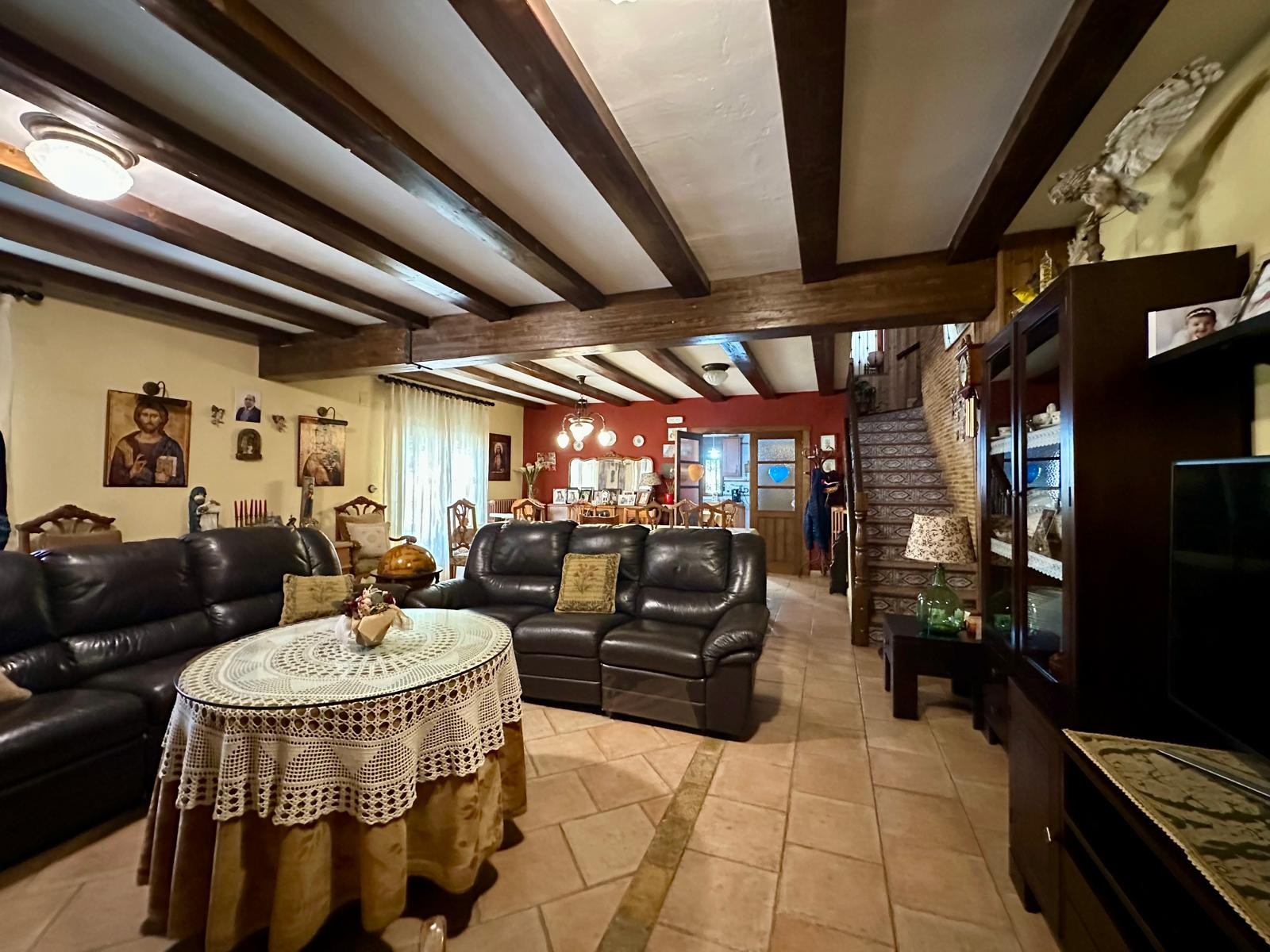 Traditional Finca with Independent Annexe, Pool & Large Plot – 5 km from YeclaThis beautifully resto