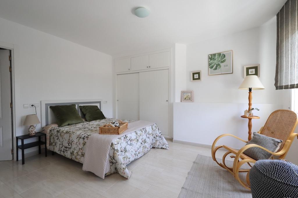 Terrace in apartment for sale in Torrevieja
