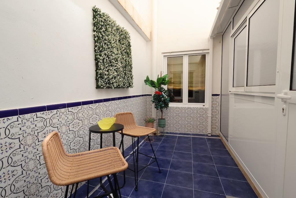 Terrace in apartment for sale in Torrevieja