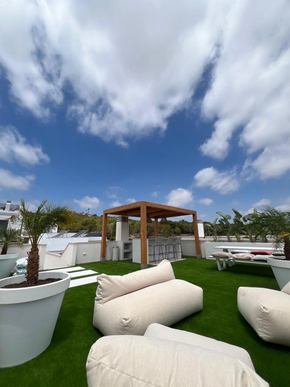 Dining area in villa for sale in San Miguel de Salinas