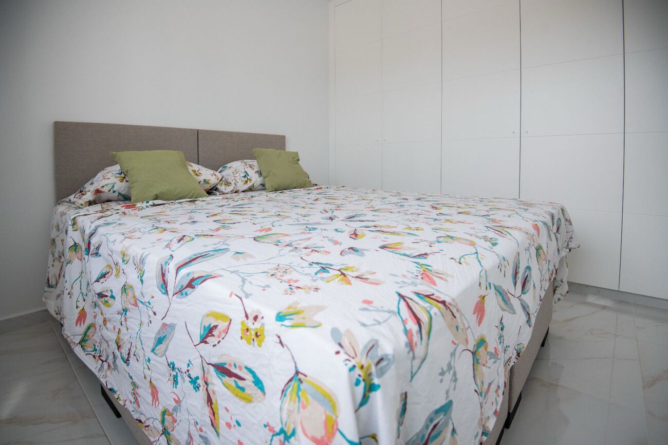 Garden in villa for sale in Pinar de Campoverde