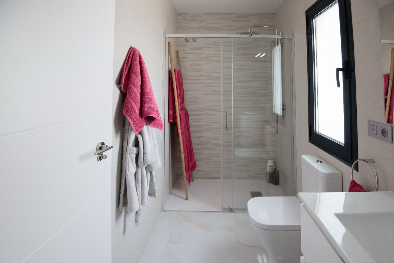 Bedroom in villa for sale in Pinar de Campoverde