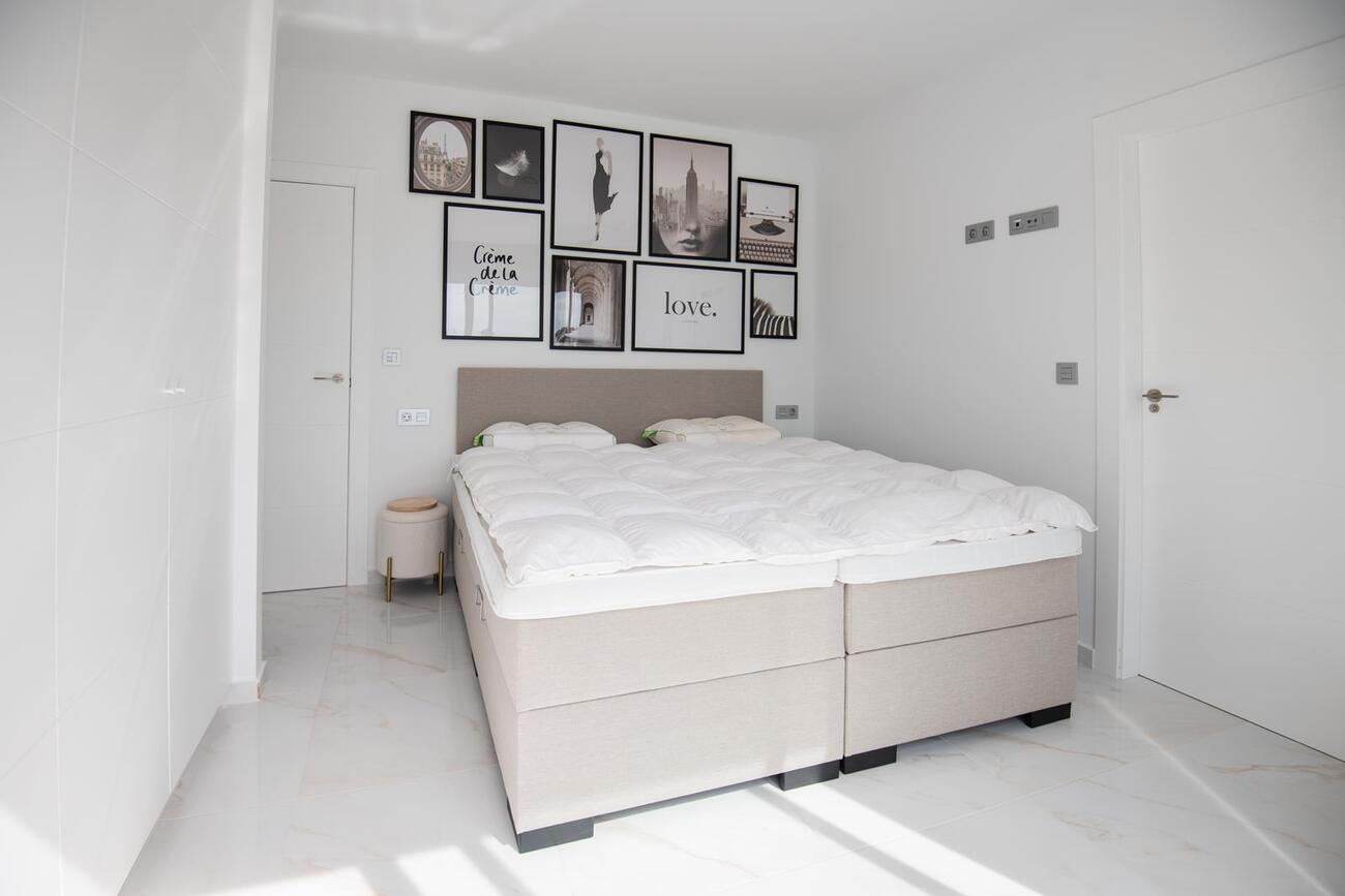 Living room in villa for sale in Pinar de Campoverde