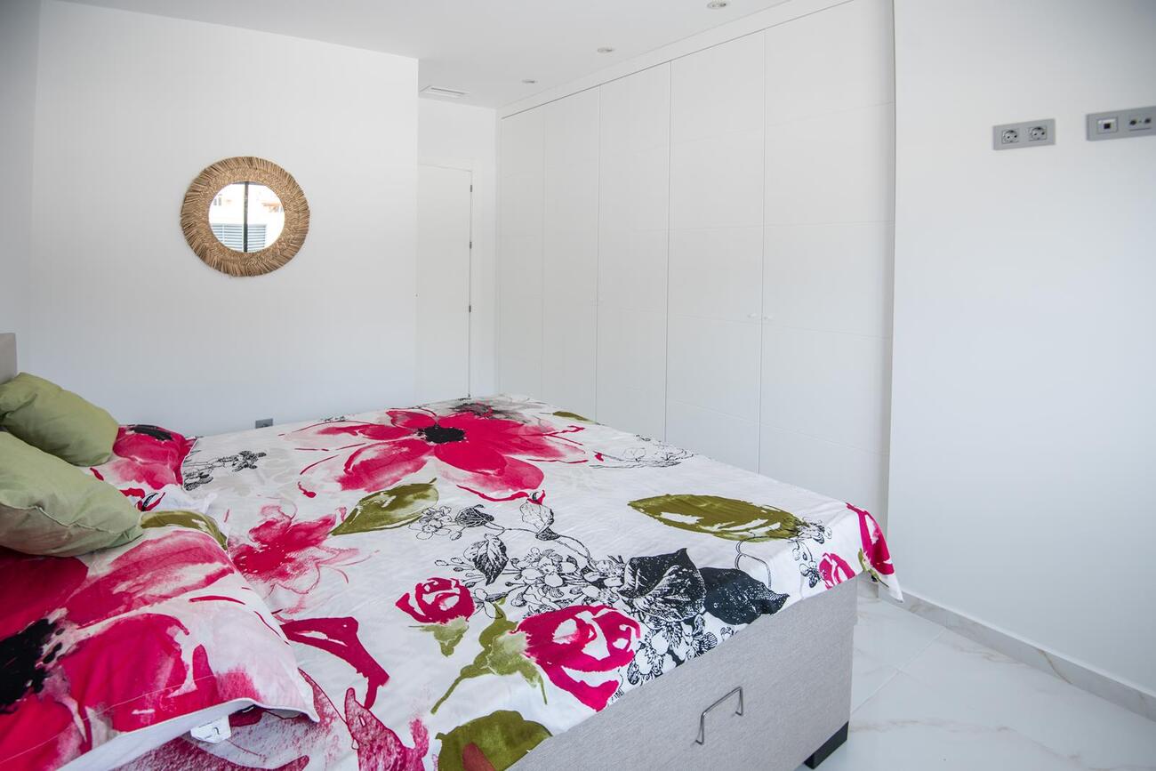 Dining area in villa for sale in Pinar de Campoverde