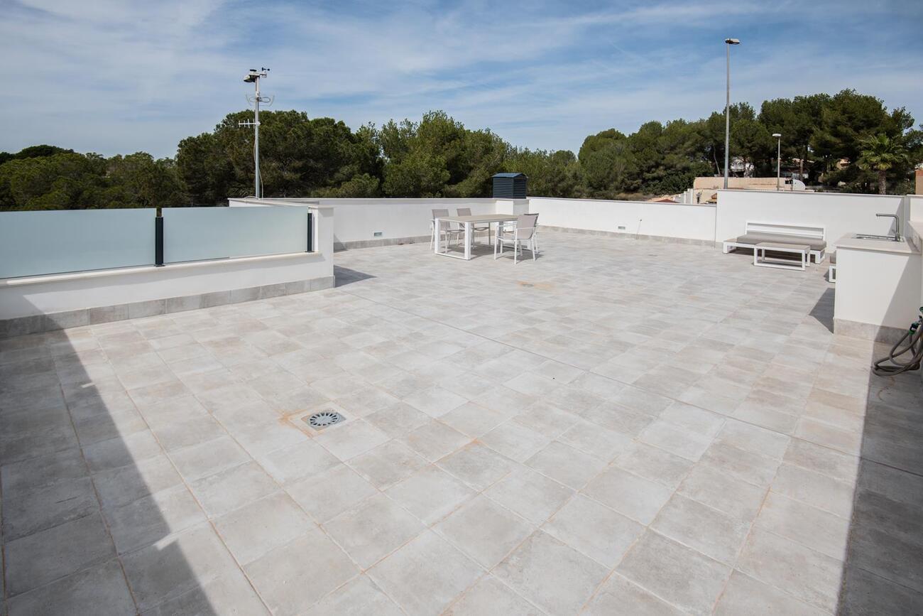 Master bedroom in villa for sale in Pinar de Campoverde