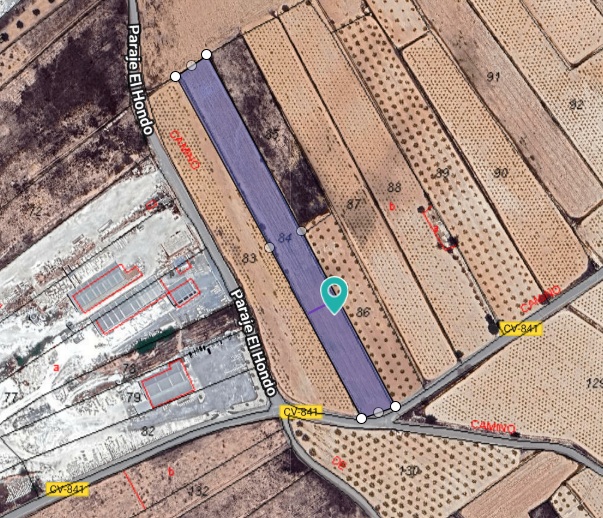 A beautiful piece of land, perfectly suited for agriculture or placing a caravan