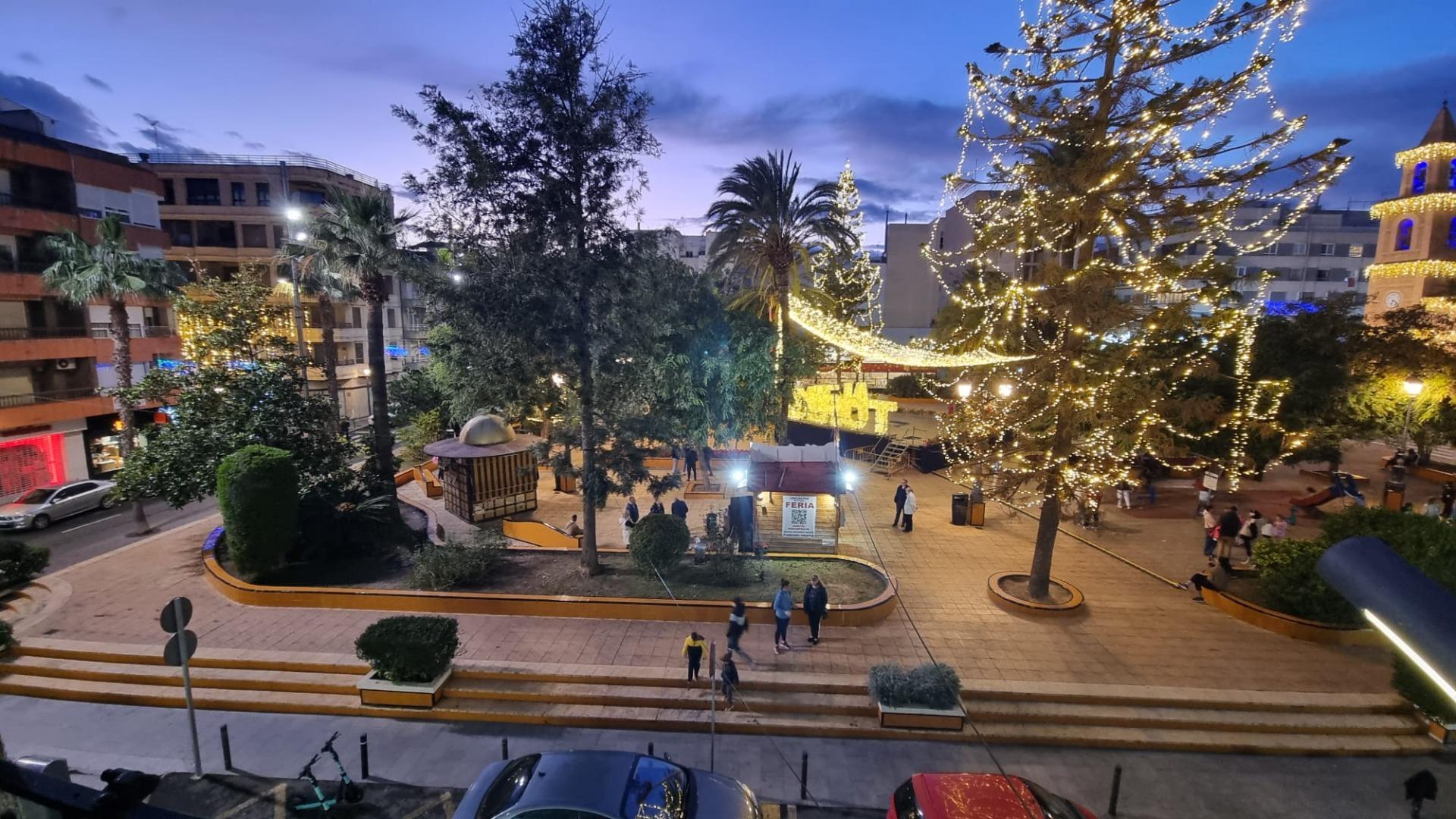 For sale luxury apartment in the center of Torrevieja on a second floor without elevator - Image 1