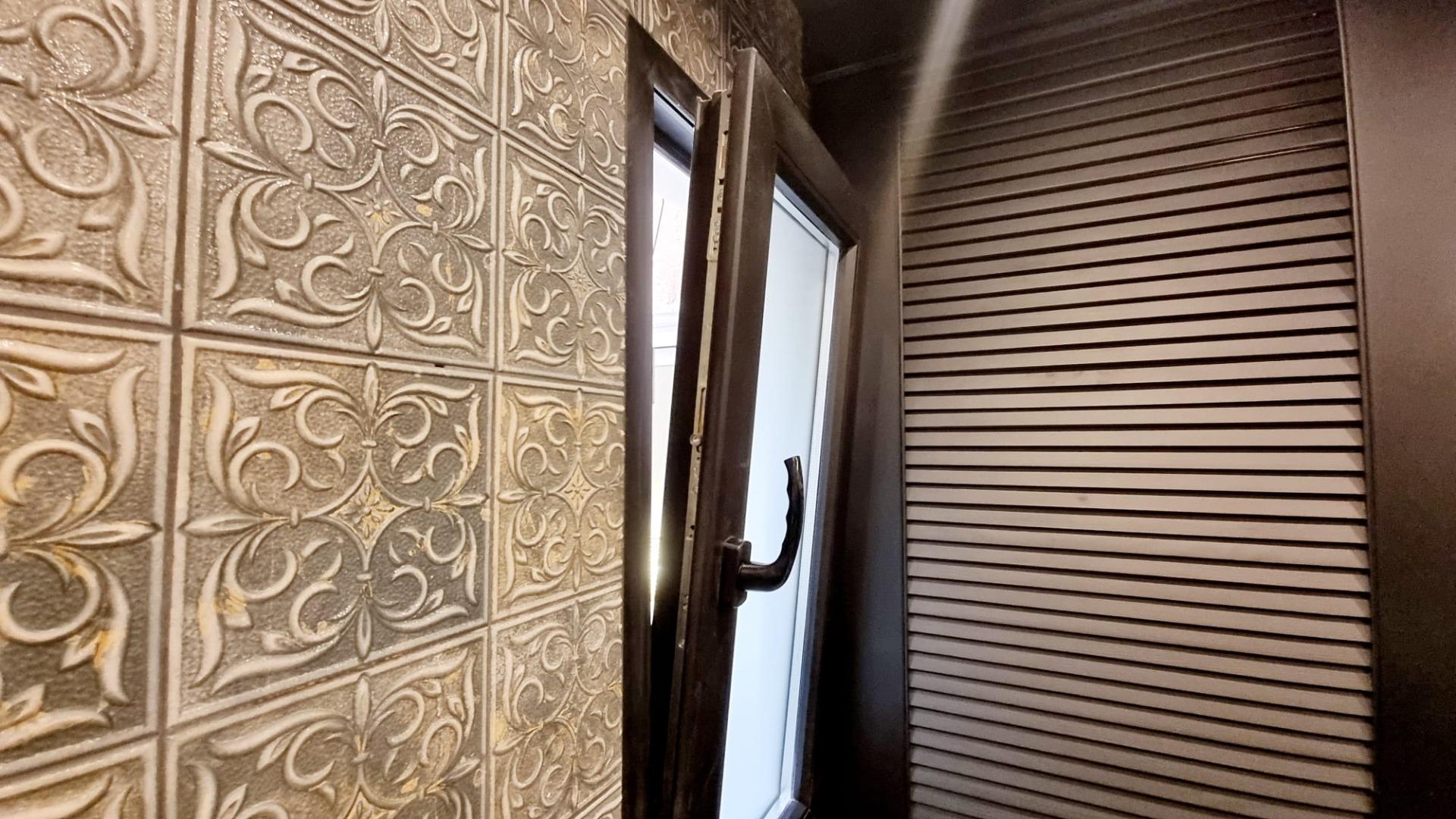 Terrace in apartment for sale in Torrevieja