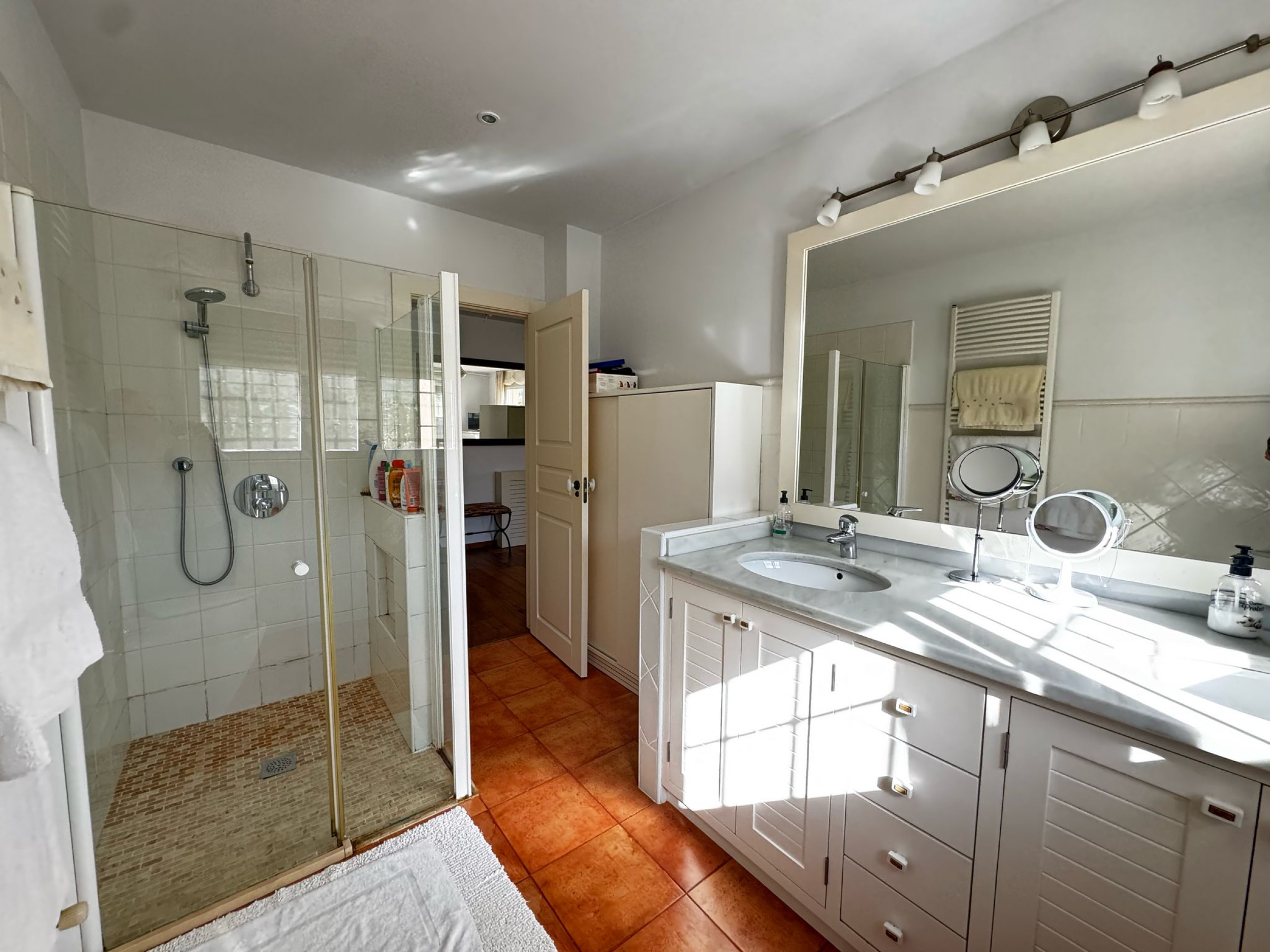 Pool area in villa for sale in Los Belones