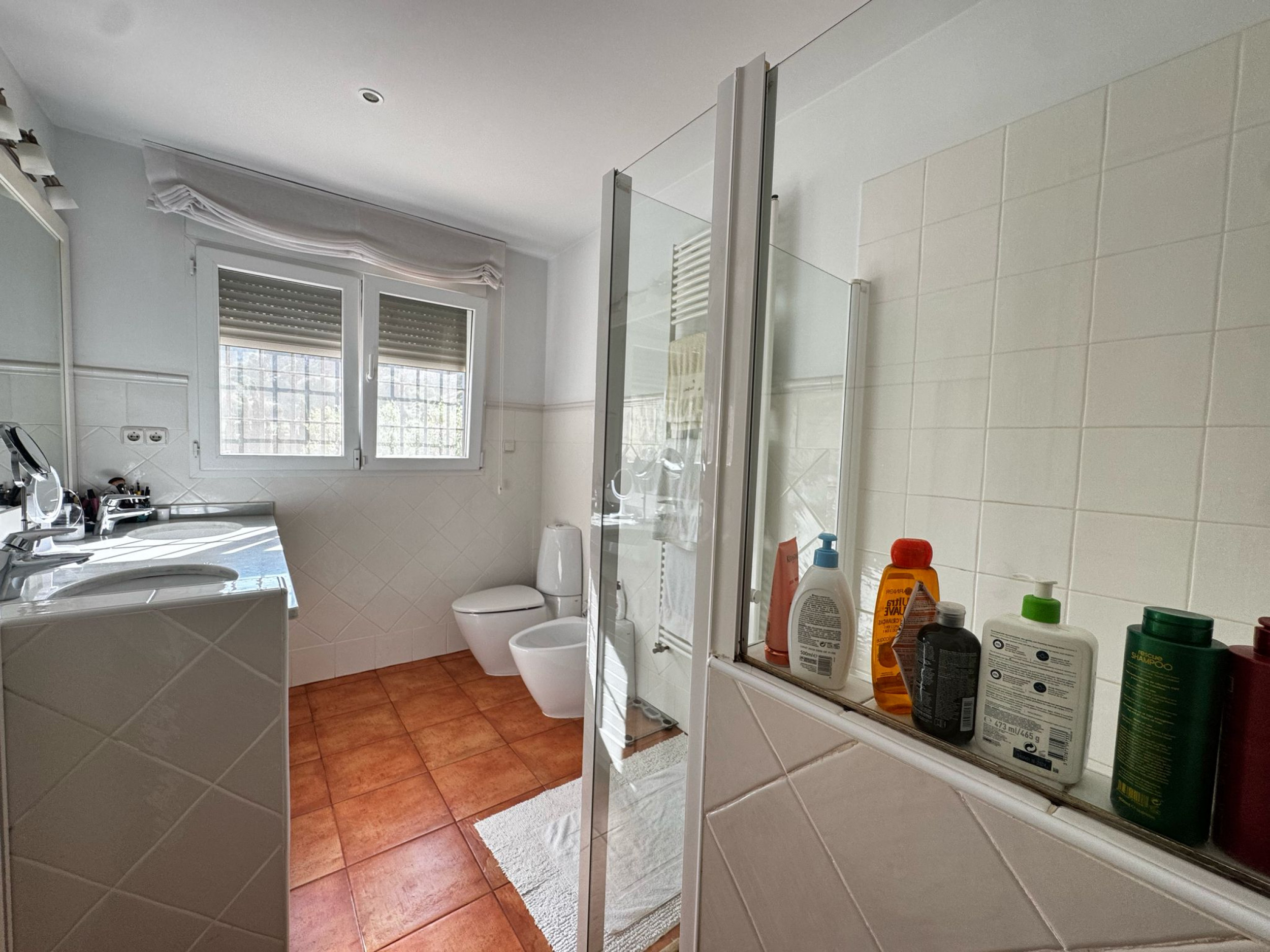 Garden in villa for sale in Los Belones
