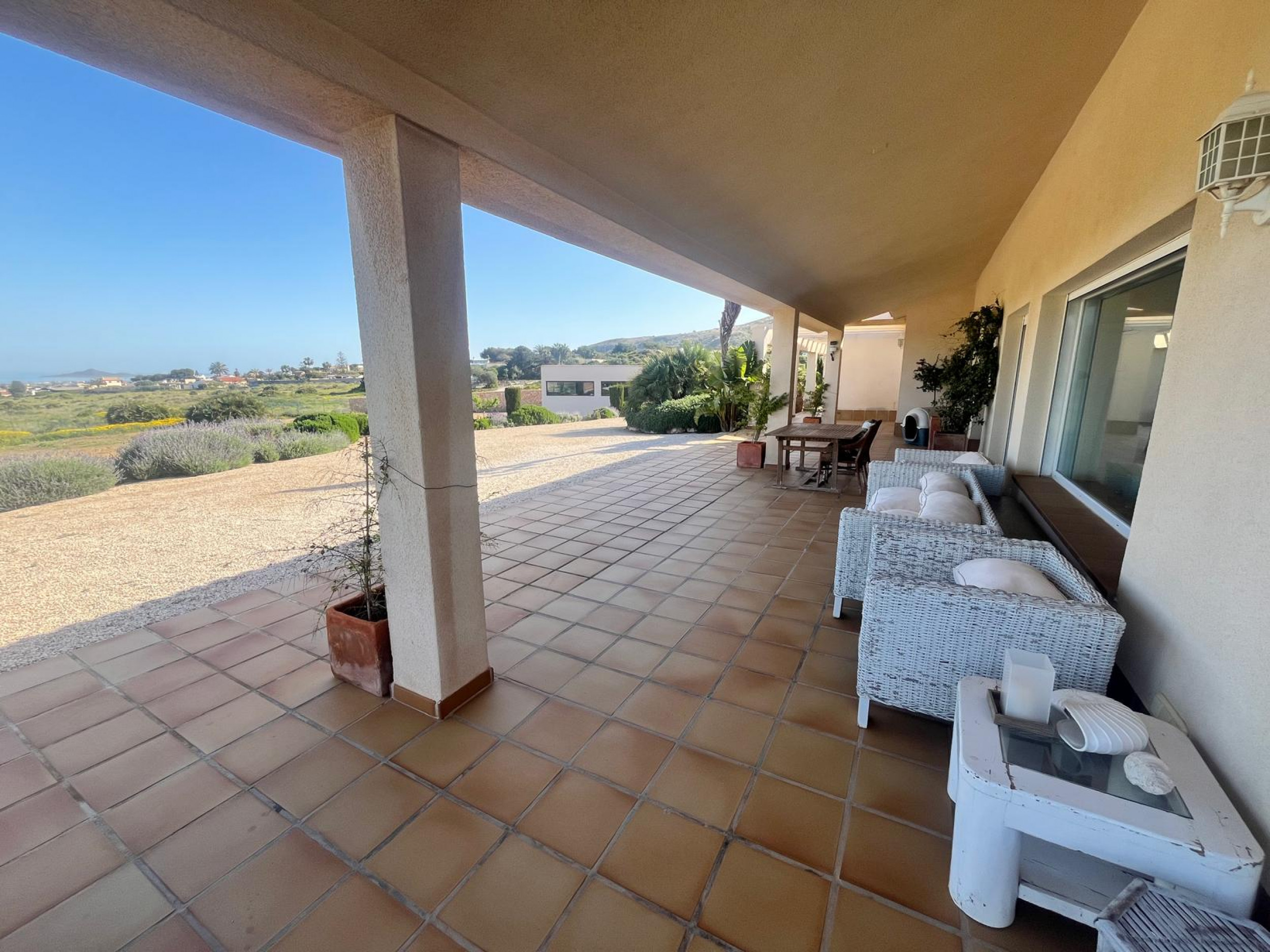 Terrace in villa for sale in Los Belones