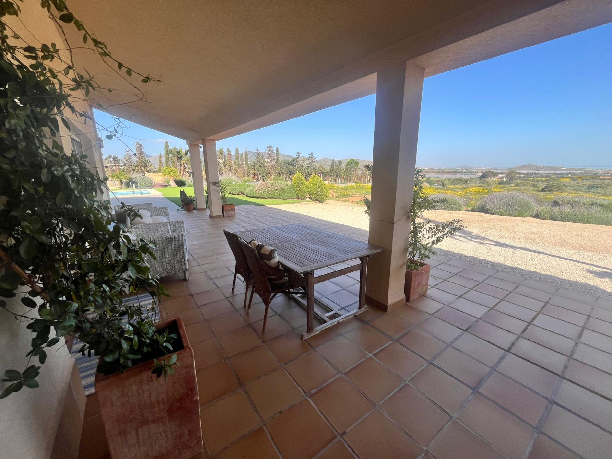 Dining area in villa for sale in Los Belones