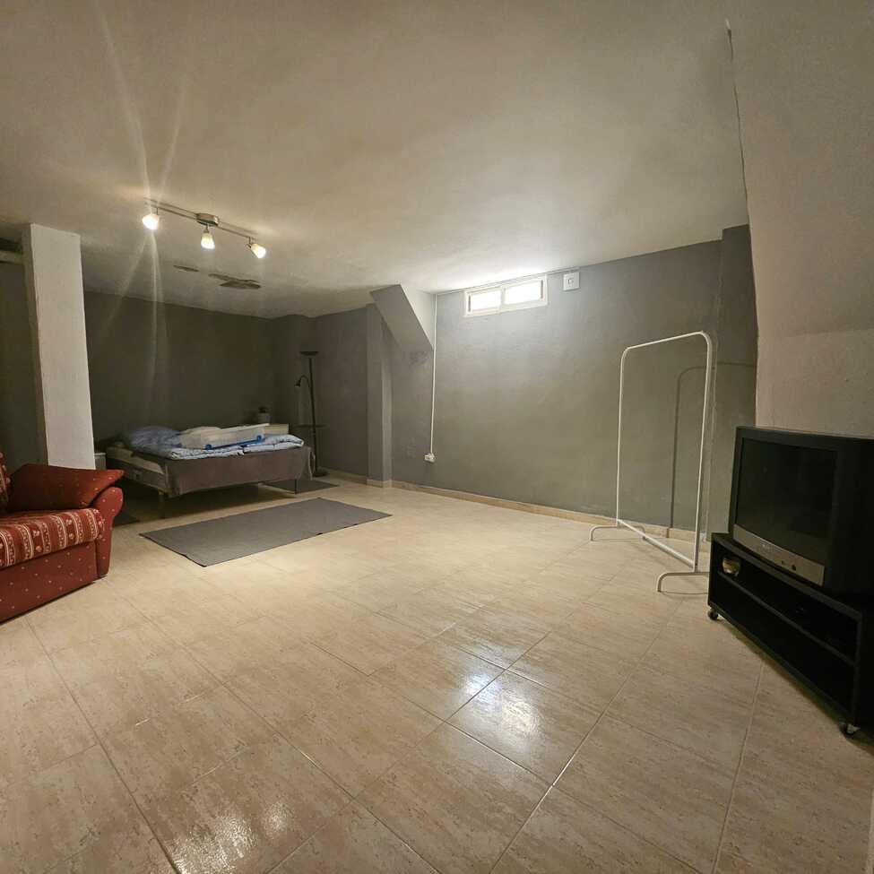 Terrace in villa for sale in Guardamar del Segura