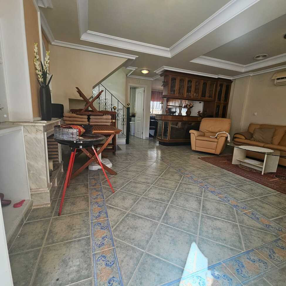 Exterior view in villa for sale in Guardamar del Segura