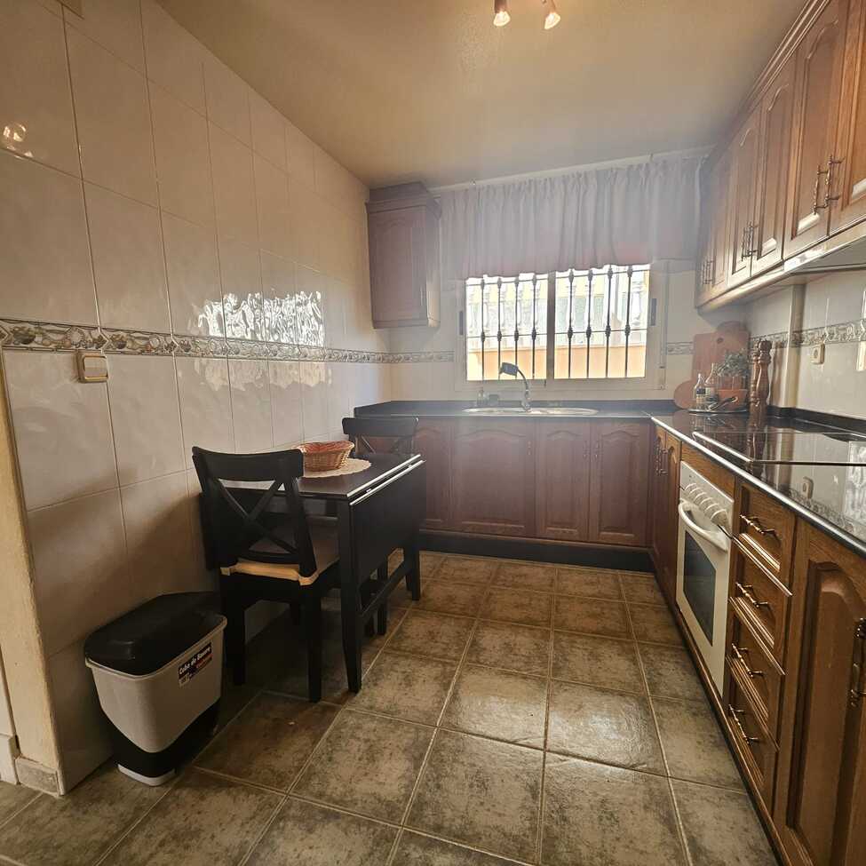 Kitchen in villa for sale in Guardamar del Segura