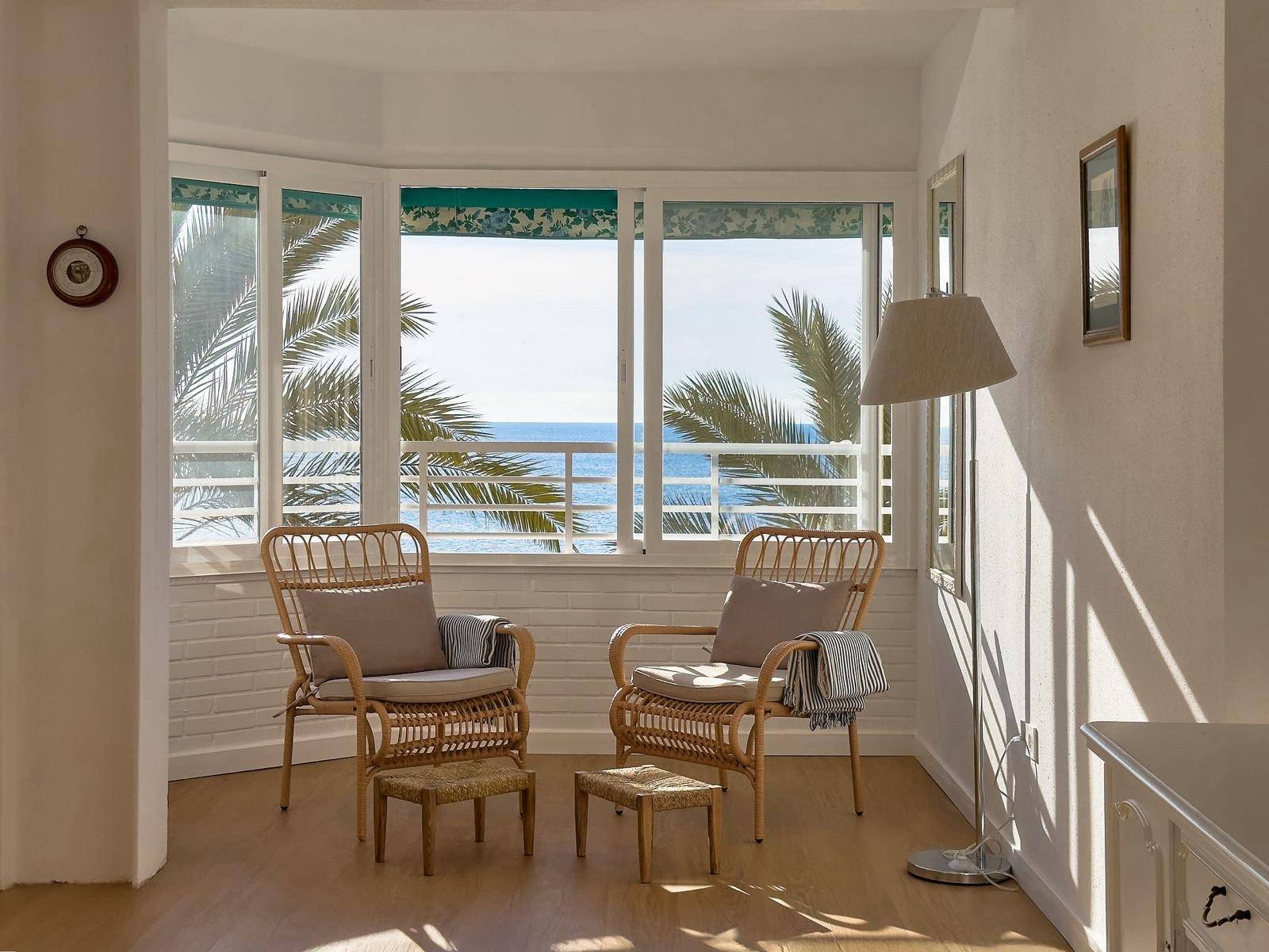 Terrace in apartment for sale in Torrevieja
