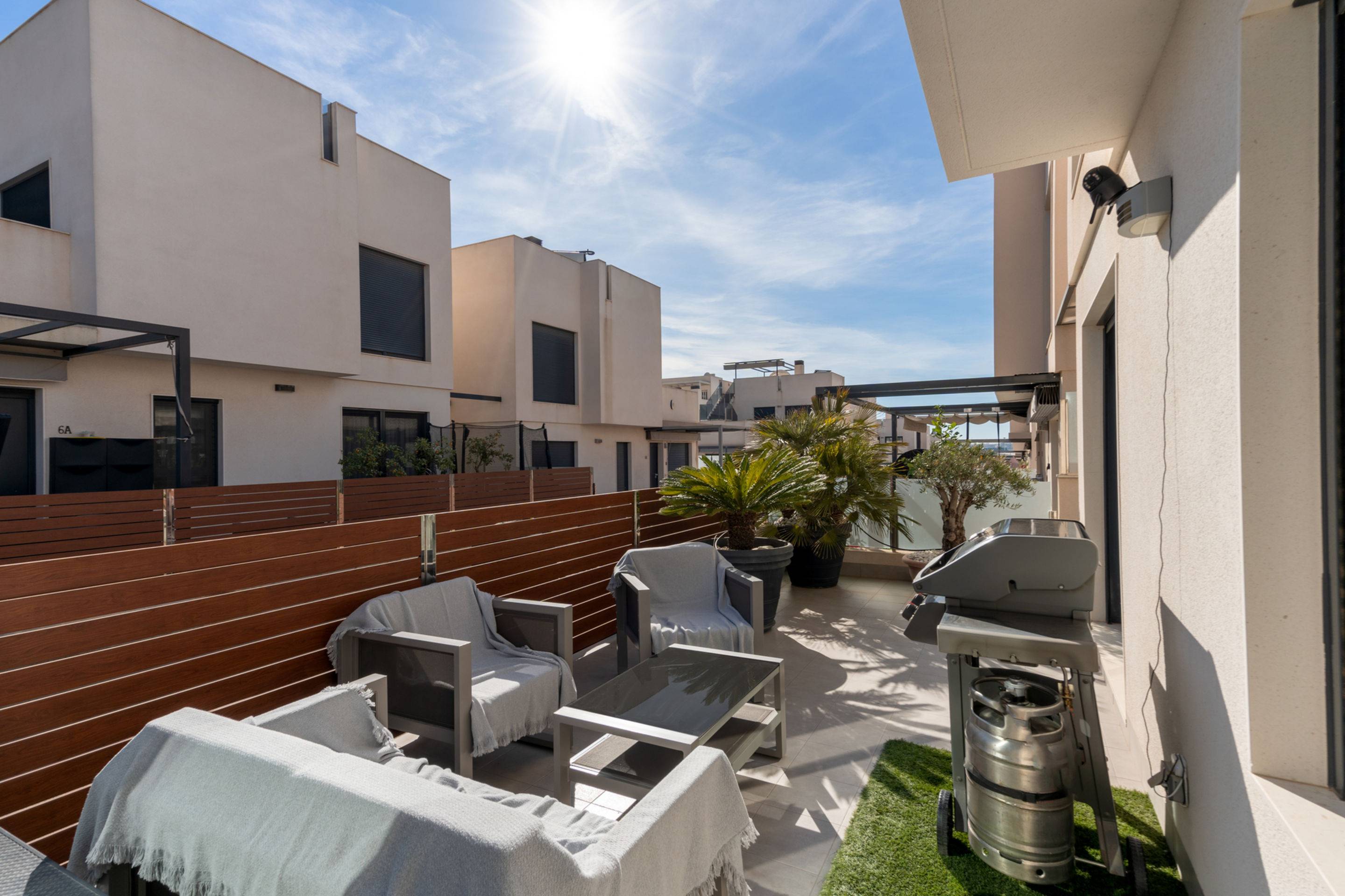 Master bedroom in villa for sale in Torrevieja