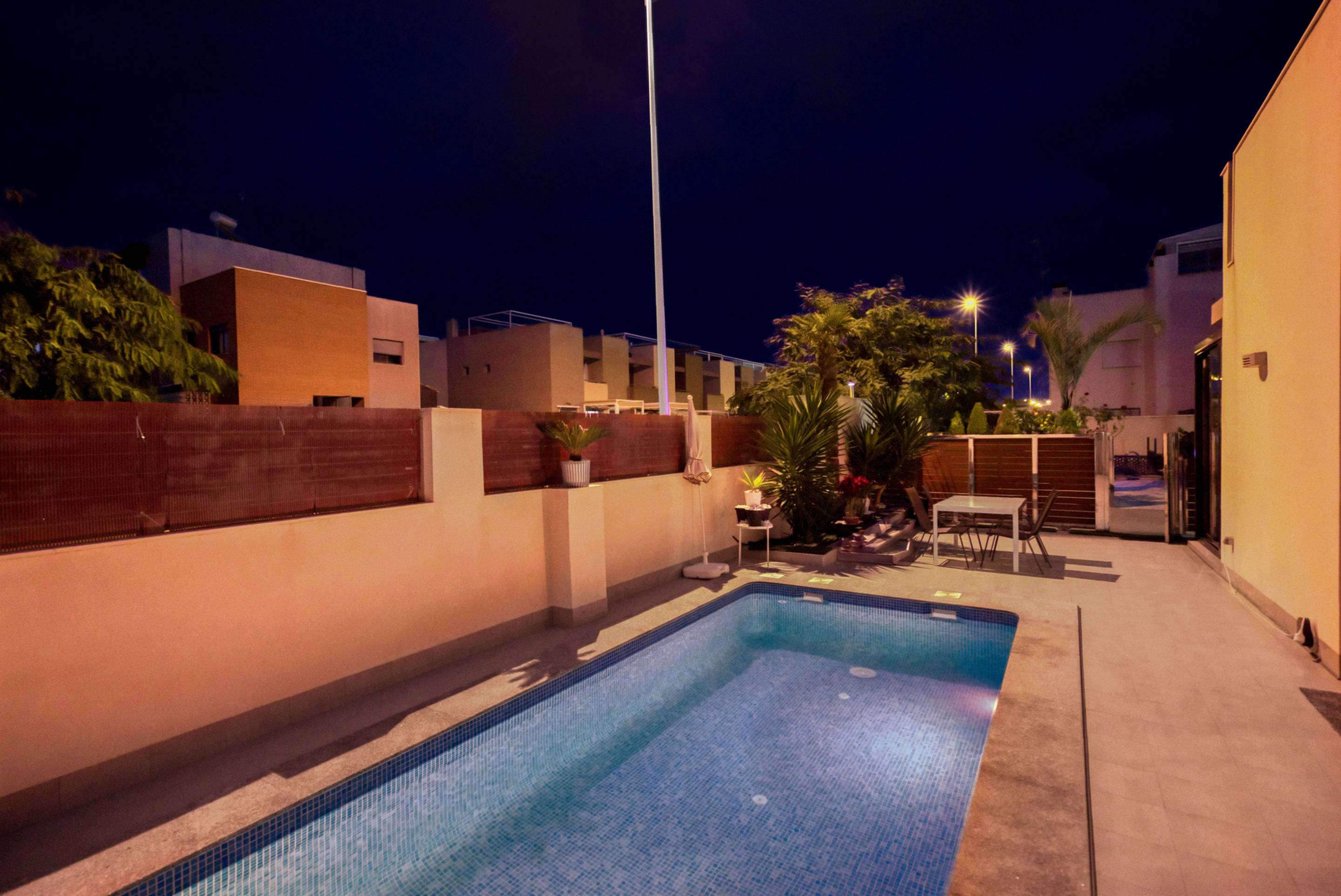 Bathroom in villa for sale in Torrevieja